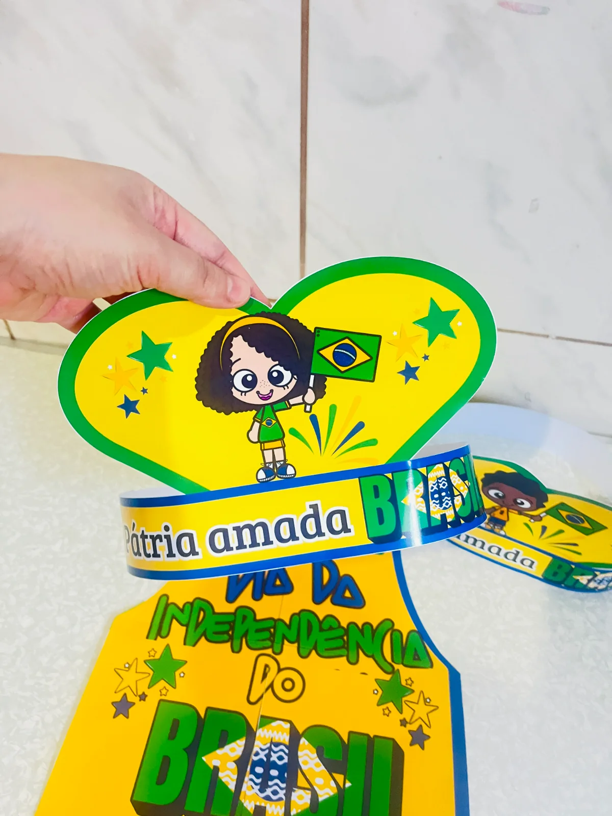 Miniatura 3 de Avental e Coroa – 07 de Setembro