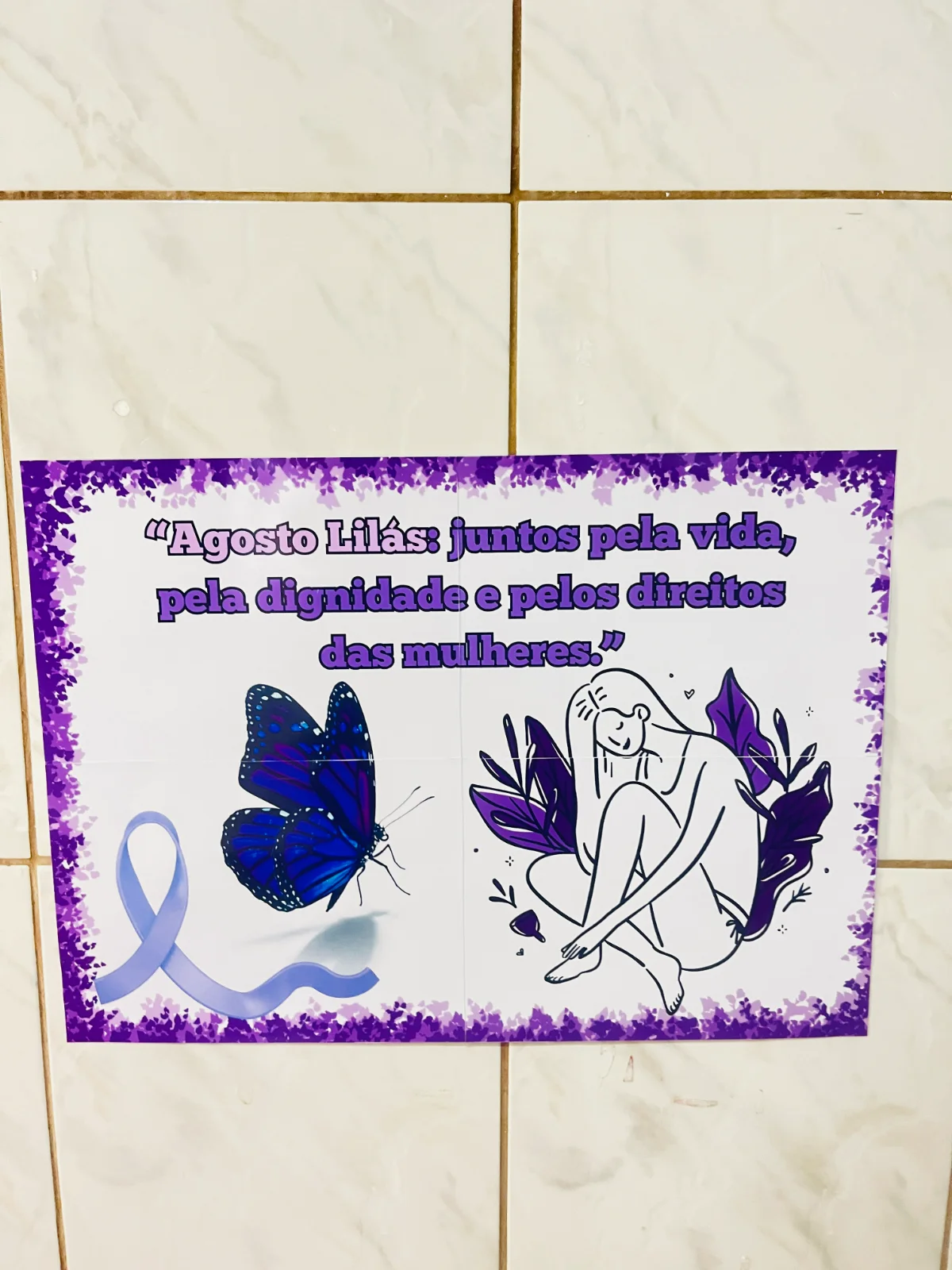 Capa do material Painel Agosto Lilás para Revenda