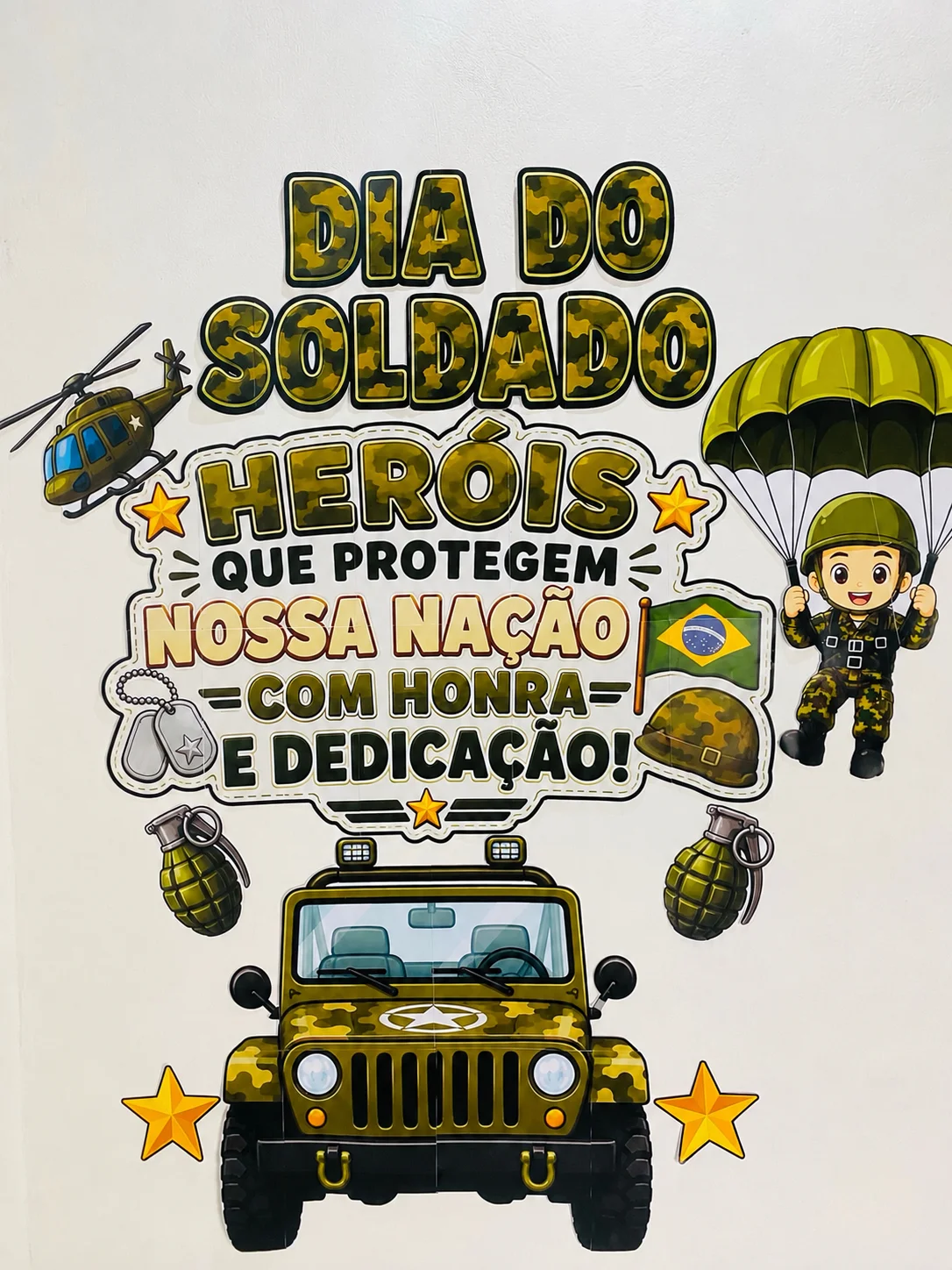 Capa do material Painel – Dia do Soldado: Heróis que Protegem Nossa Nação para Revenda